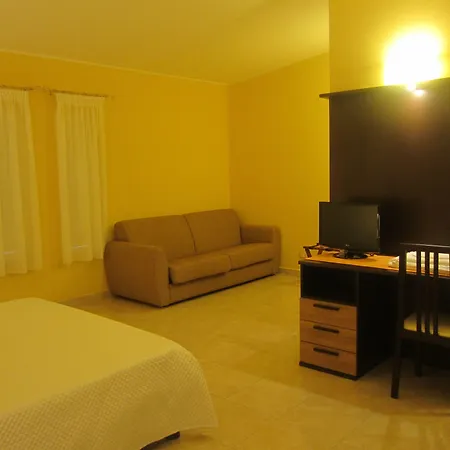 Il Galeone Пульсано